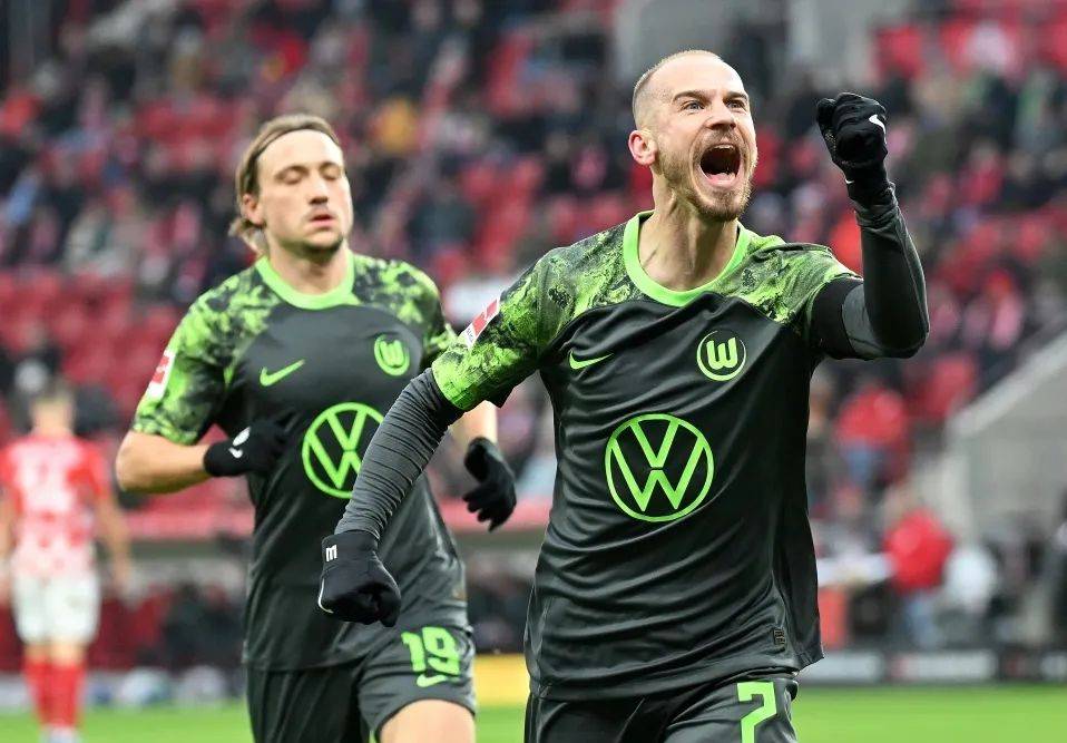 沃夫斯堡队员表现出色,取得关键胜利确保保级的简单介绍 沃夫斯堡队员表现出色,取得关键胜利确保保级的简单介绍