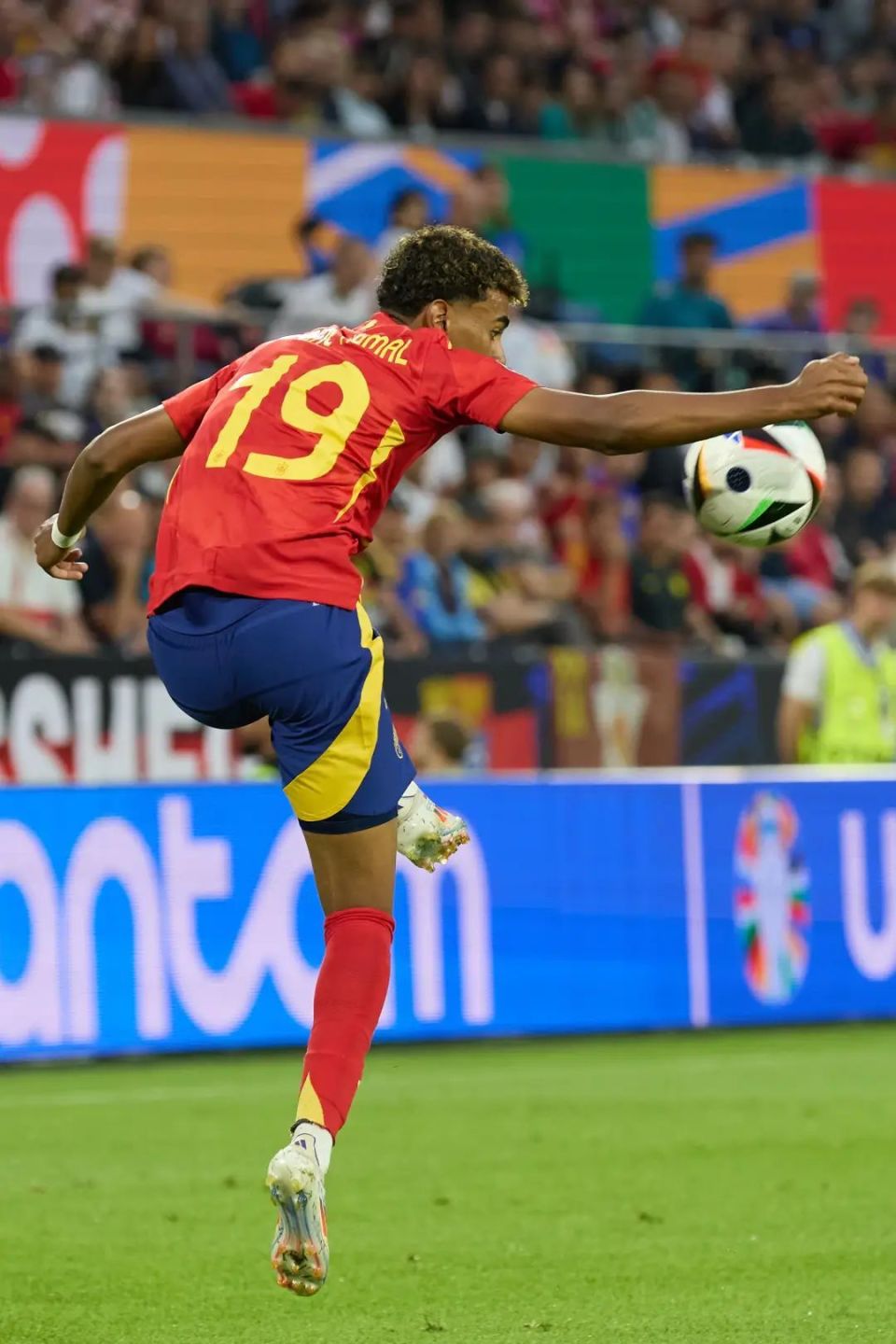 爱游戏下载-意大利队备战面对西班牙，势必全力以赴的简单介绍