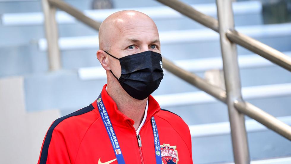 包含紧张对决燃情进行:英格兰队全力争胜的词条 包含紧张对决燃情进行:英格兰队全力争胜的词条