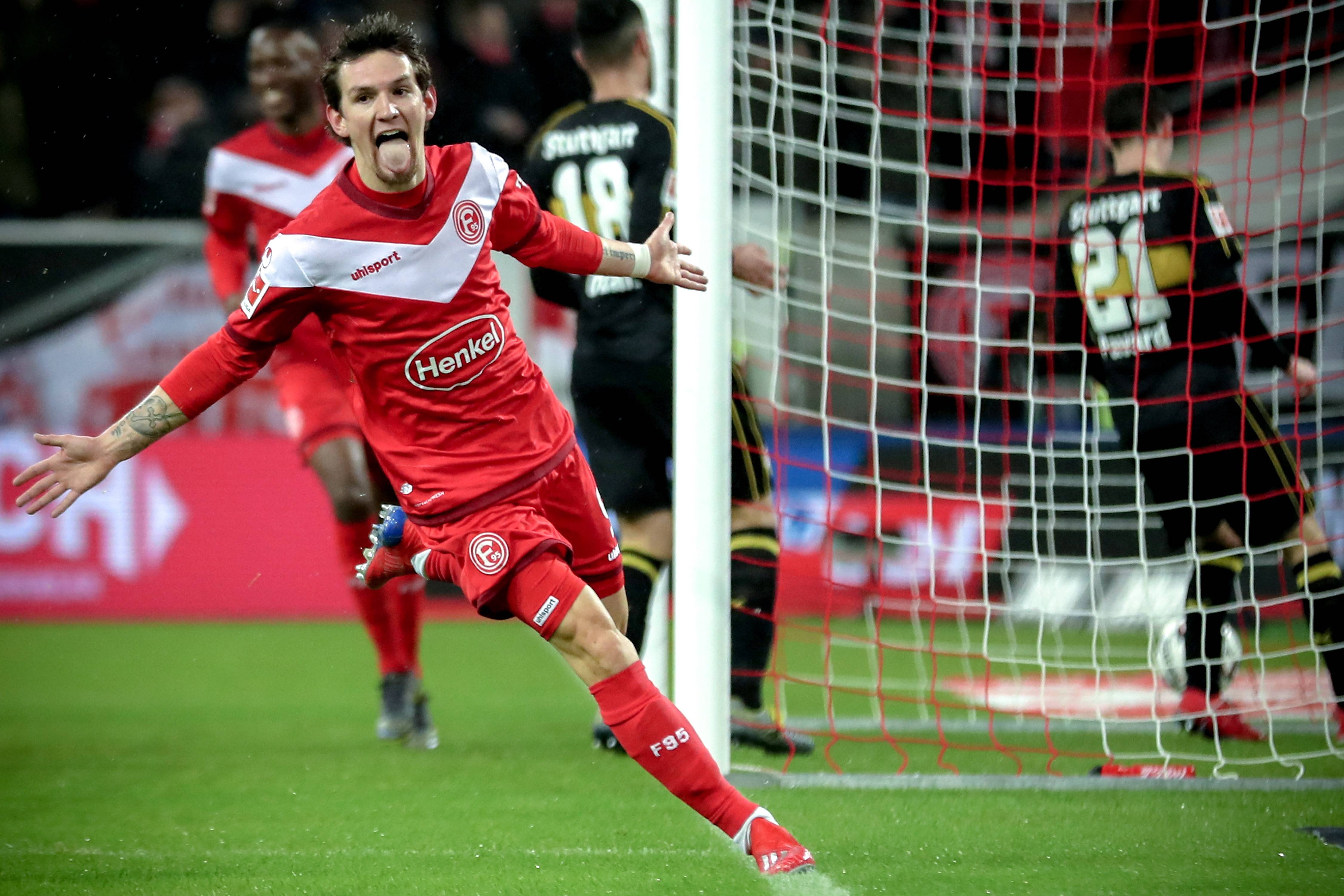 一场关键比赛对球队赛季目标至关重要 一场关键比赛对球队赛季目标至关重要