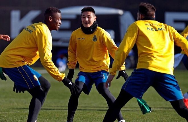 包含伯明翰主场大胜,上轮艰难失利力挫又战终结,保级之幕不再的词条 包含伯明翰主场大胜,上轮艰难失利力挫又战终结,保级之幕不再的词条